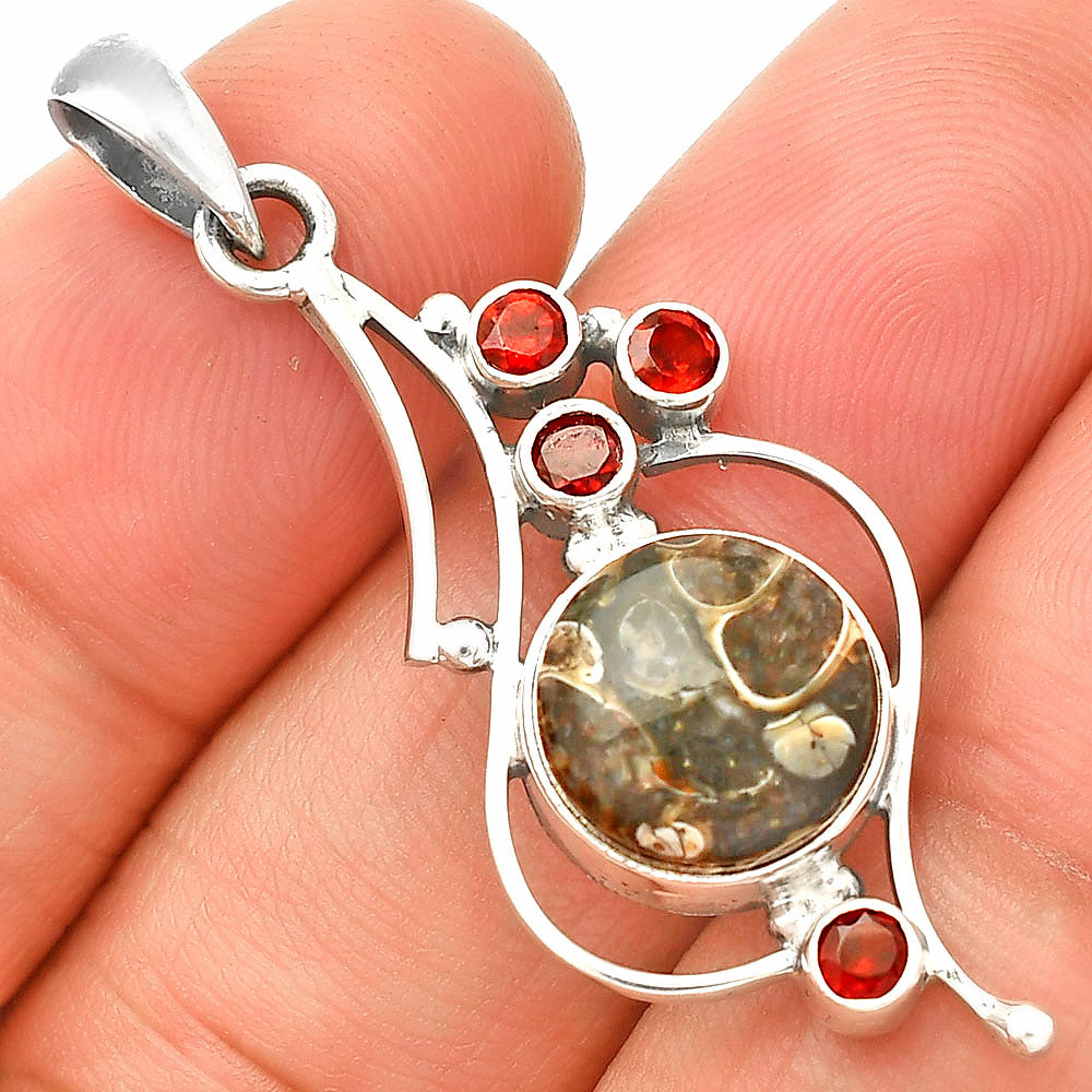Turtella Jasper - USA & Garnet Pendant P-1037 SDP149615