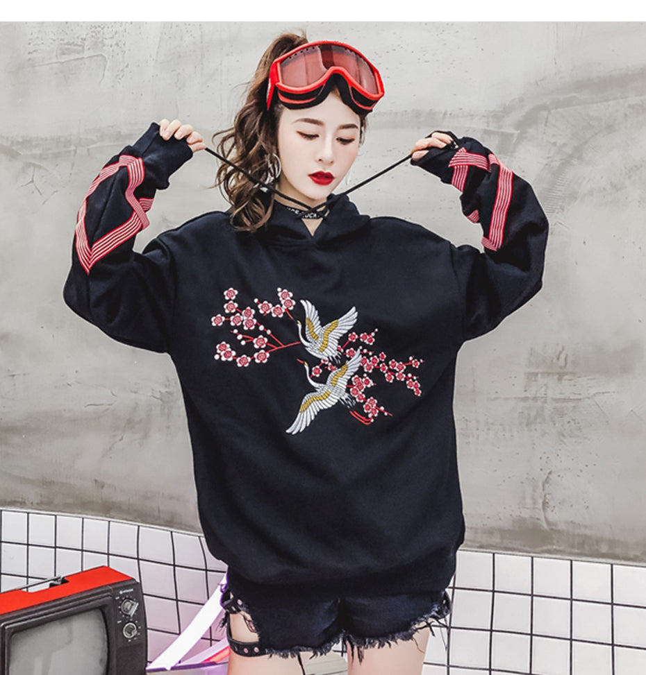 Flower Animal Embroidery Pullover Hoodie Men Chinese Style Casual Hoodies Sweatshirts Fashion Hip Hop Streetwear